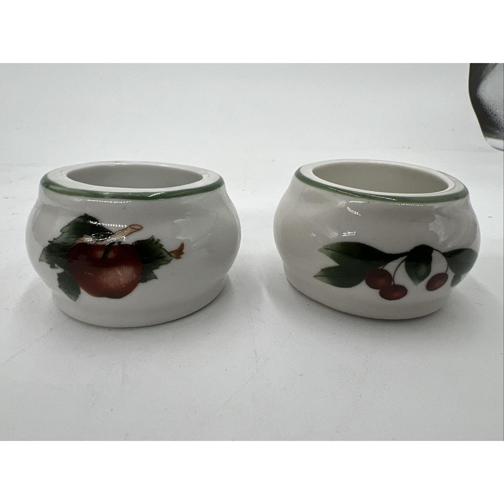 The Cades Cove Collection Napkin Rings by Citation Cherries, Apple Lot of 2 EUC